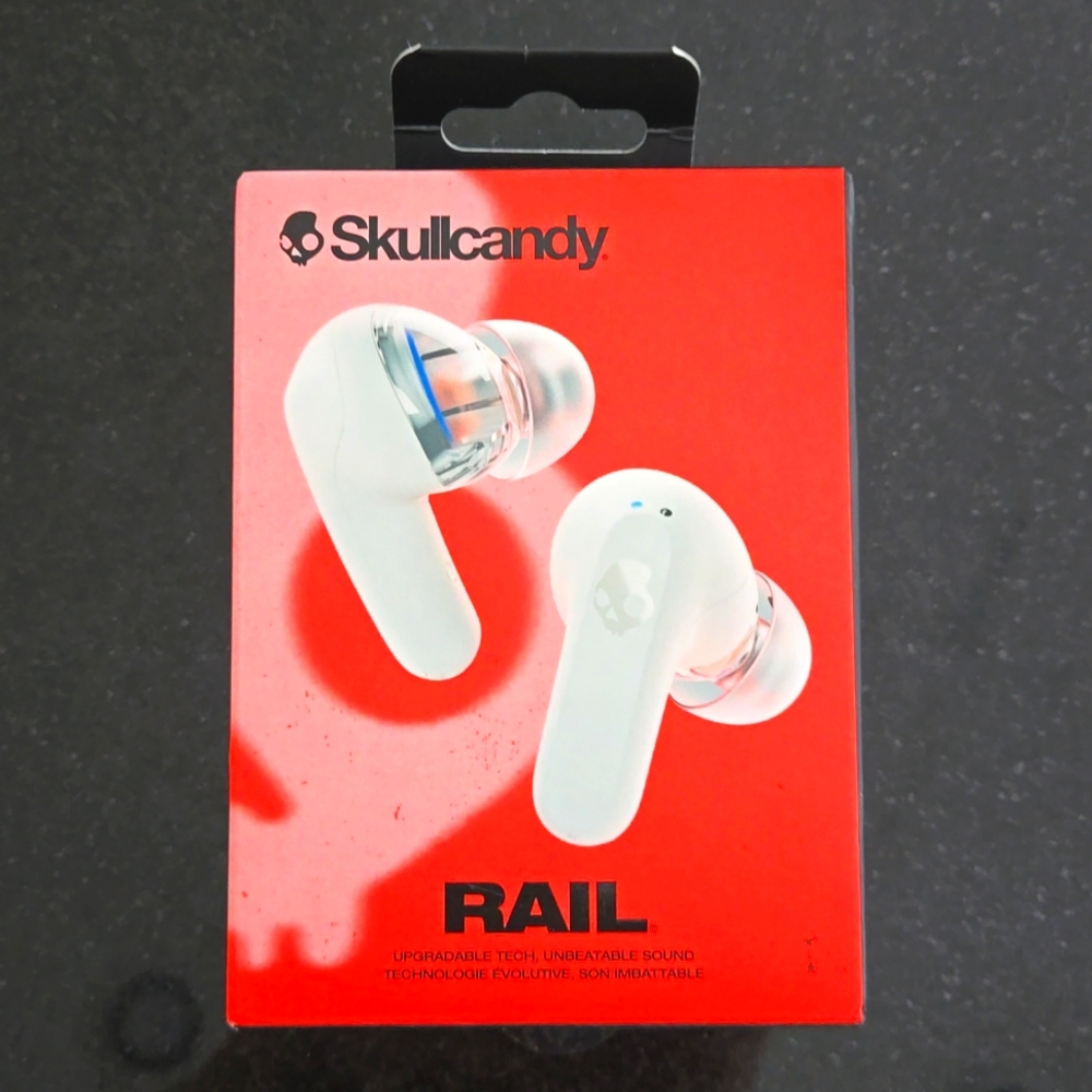 Skullcandy White RAIL Earbuds